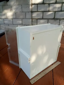 Полка для ванной комнаты пластиковая