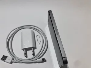 Apple iPhone 5s. Отличное состояние. 8/10
