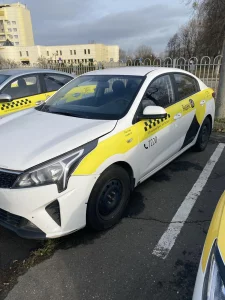 Автомобиль КИА RIO