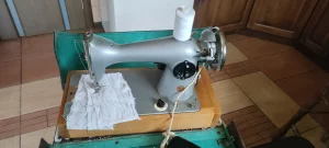 Швейная машина