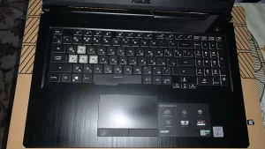 Игровой ноутбук ASUS, i7. 2100 byn