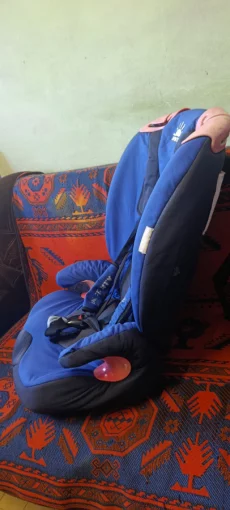 Детское кресло