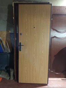 Дверь входная