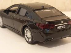 Коллекционная/ детская машинка Toyota Camry