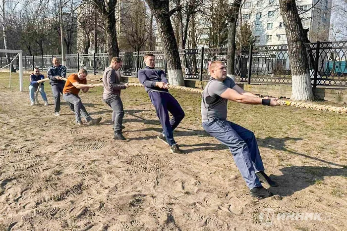 Зрелищные соревнования среди предприятий Бобруйска развернулись на стадионе «Славянка»
