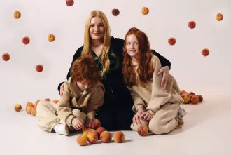 Mark Formelle выпустил линейку одежды из футера Gentle Touch