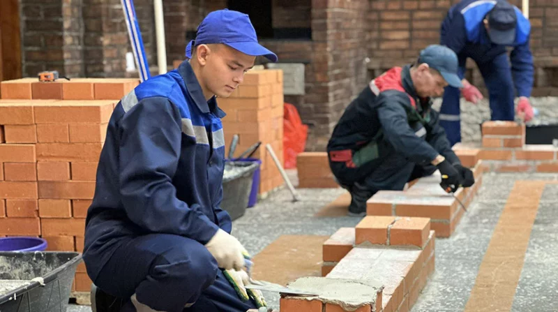 В числе победителей конкурса профмастерства учащийся Бобруйского государственного индустриально-строительного колледжа