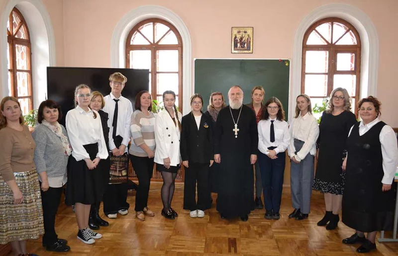 В духовно-просветительском центре Георгиевского храма состоялась защита работ городского конкурса по учебному предмету «Духовно-нравственное воспитание»