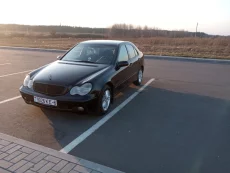 Mercedes Benz C200 2.0 6-МКПП 2002 г/в