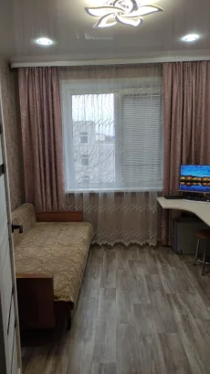 Квартиру в центре города, частично с мебелью