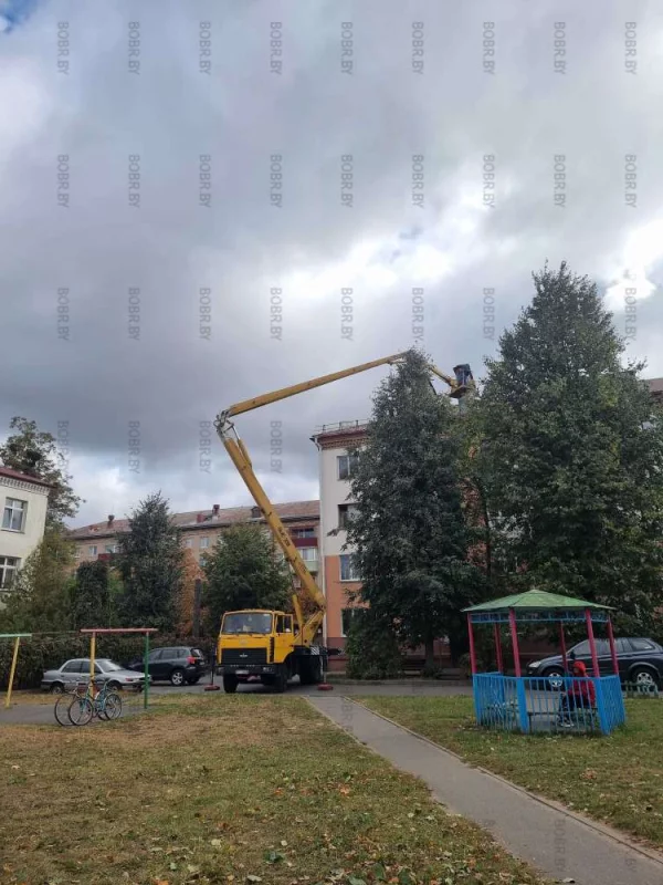 Ремонт последствий сильного ветра