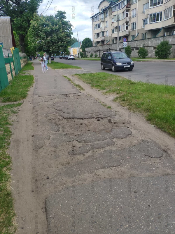 Пешеходные дорожки, которые мы заслужили. Или не заслужили?