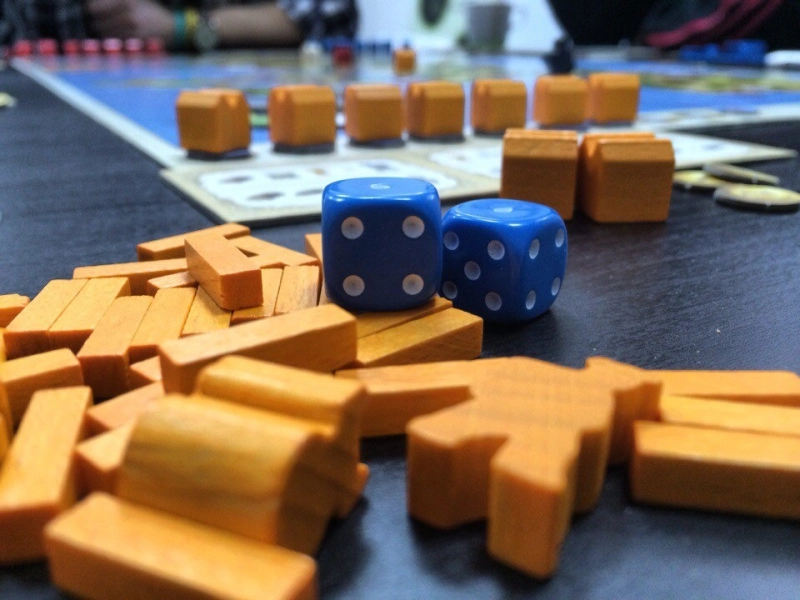 Бесплатная игротека для студентов в "1387"
