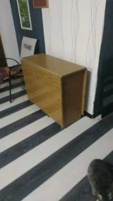 Дет. кроватка .120р. стол-книга 50р