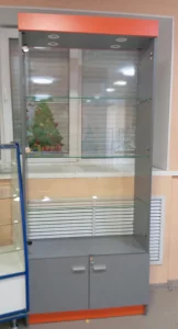 Тумбы витрины