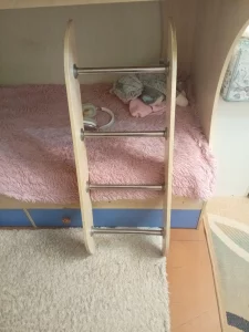 Кровать двухъярусная.Срочно