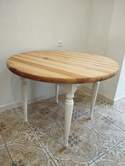 Стол обеденный круглый из массива (D110см)