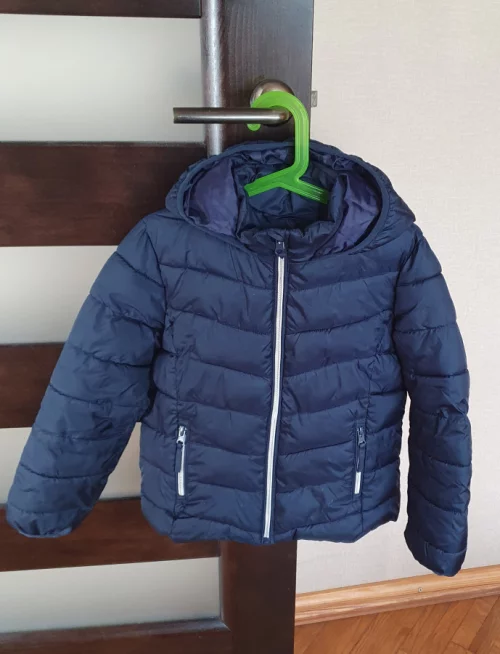 Куртка для девочки фирмы ''MODIS'' на рост 122-128 см