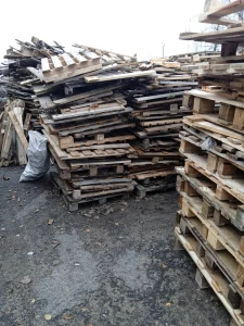 Бесплатно. Отходы деревянных поддонов на дрова