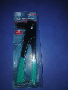 Заклепочник