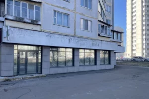 Торговое помещение 176 м² с 2 входами
