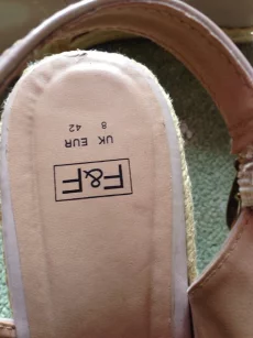 Босоножки - 40 р -р