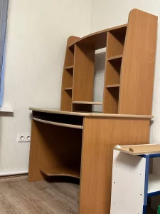 Письменный стол 50р