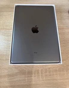 Планшет iPad 9
