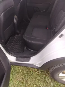 Автомобиль Kia Sportage |||