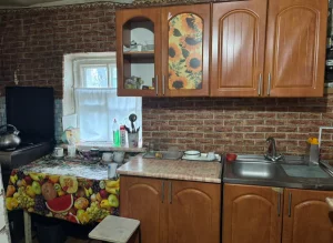 Продам квартиру в 2х квартирном частном доме
