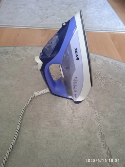 Утюг vitek