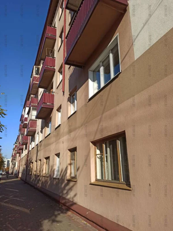Помогите найти водосточную трубу, ребята