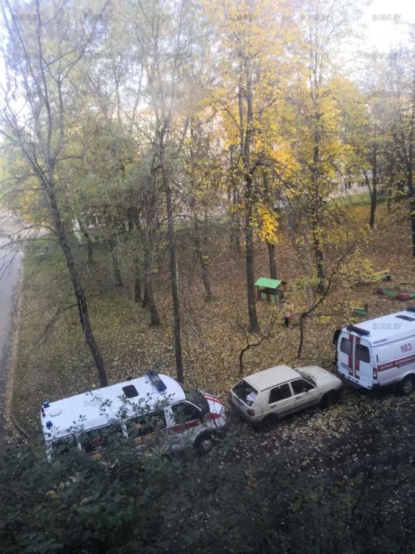 2 скорой в один подъезд сразу