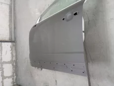 Опель Антара дверь