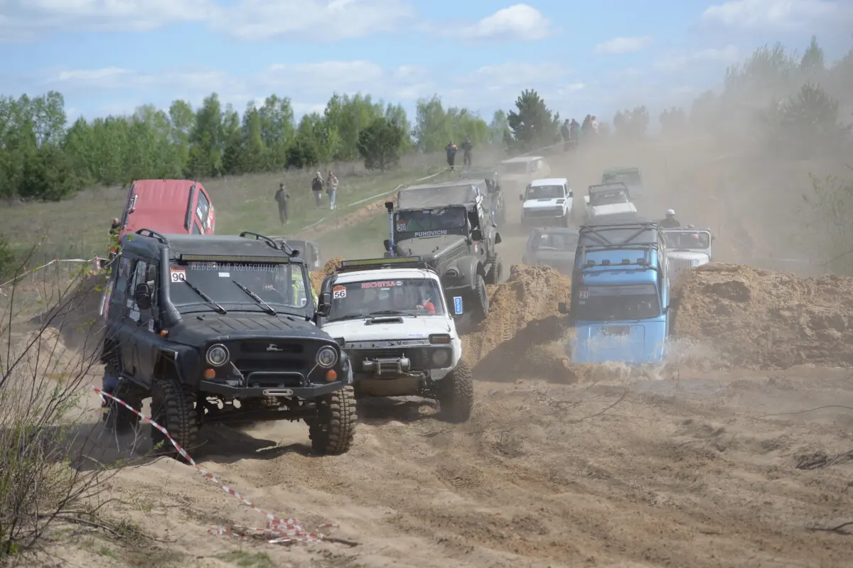 25 апреля в Бобруйском районе пройдет первенство по джип-спринту «Дорогами Победы», посвященное 81-й годовщине Победы в ВОВ