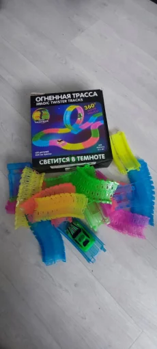 Огненная трасса, 130 деталей