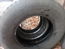 Пара уставших покрышек Бел 77 размер 225/70/R15С