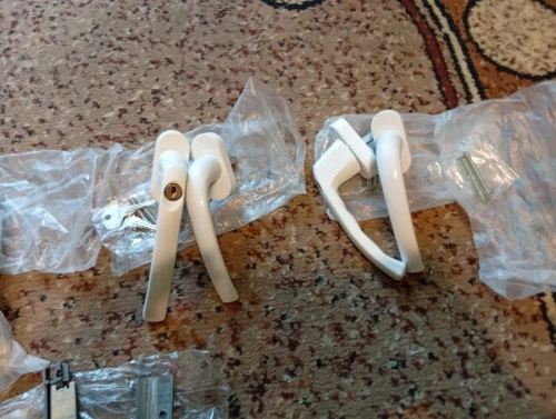 Ручки оконные