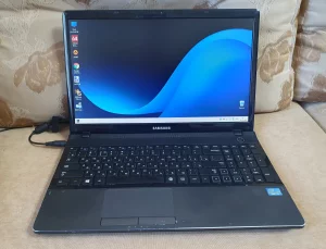 Ноутбук Samsung intel i3
