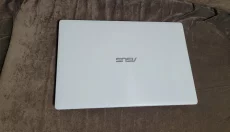 Ноутбук ASUS
