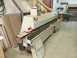 Автоматический кромкооблицовочный станок