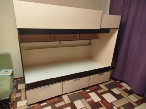 Кровать двухъярусная
