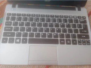 Ноутбук ACER ASPIRE V5-123 с проблемкой за 85руб