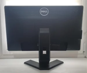 ЖК монитор DELL 22" IPS полосы
