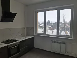 Квартира в новом доме возле парка, 360у.е