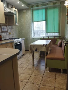 В д. Вишневка двухкомнатная квартира