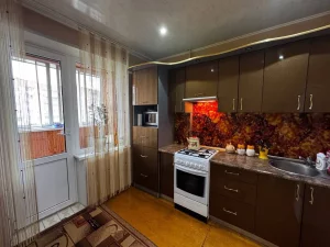 3-комнатная квартира в отличном районе