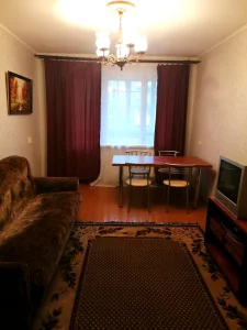 2-ух комнатную квартиру 450 руб мебель, стиралка, холодильник