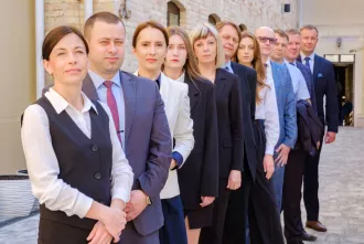 Подтверждение объёма работ и взыскание долга с заказчика в строительстве: приёмка, доказательства, проценты