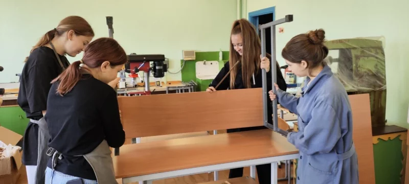 Заработать в свободное от учебы время? Легко! Рассказываем, куда обращаться